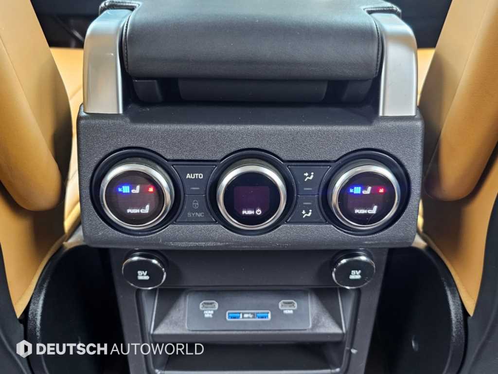 Land Rover Discovery — photo 16