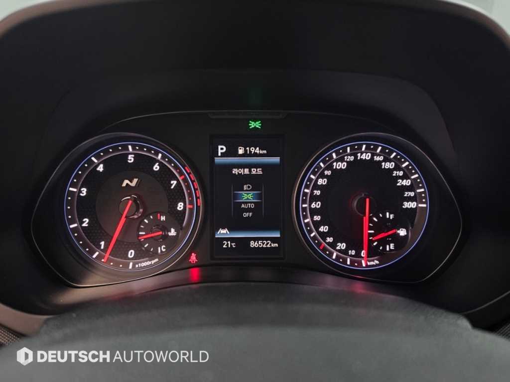 Hyundai Veloster — photo 08