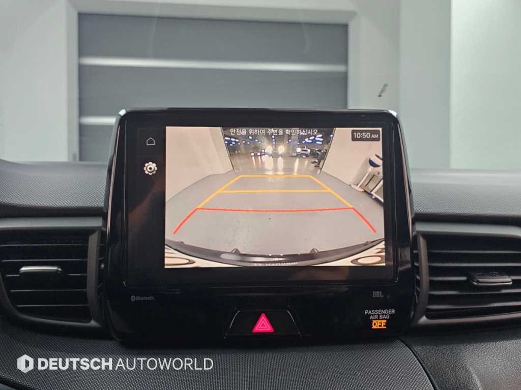 Hyundai Veloster — photo 15