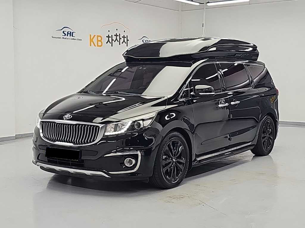 Kia Carnival — photo 01