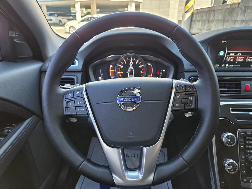 Volvo S80 — photo 07