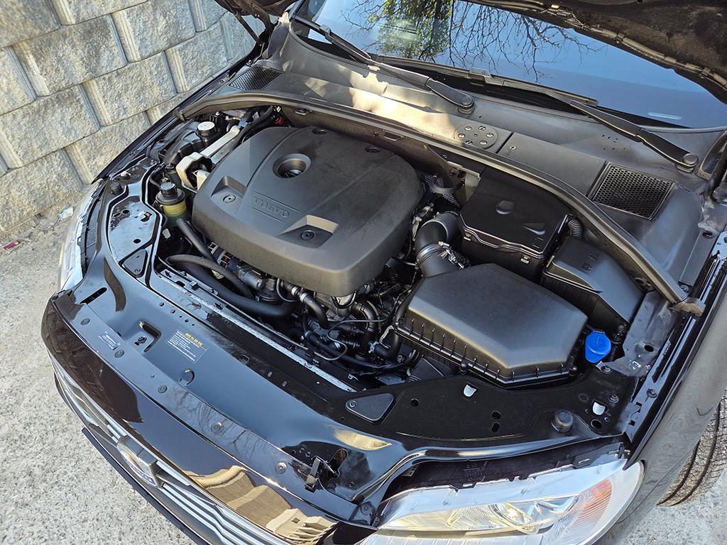 Volvo S80 — photo 20