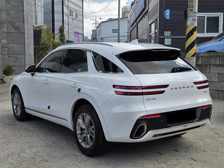 Genesis GV70 — photo 03