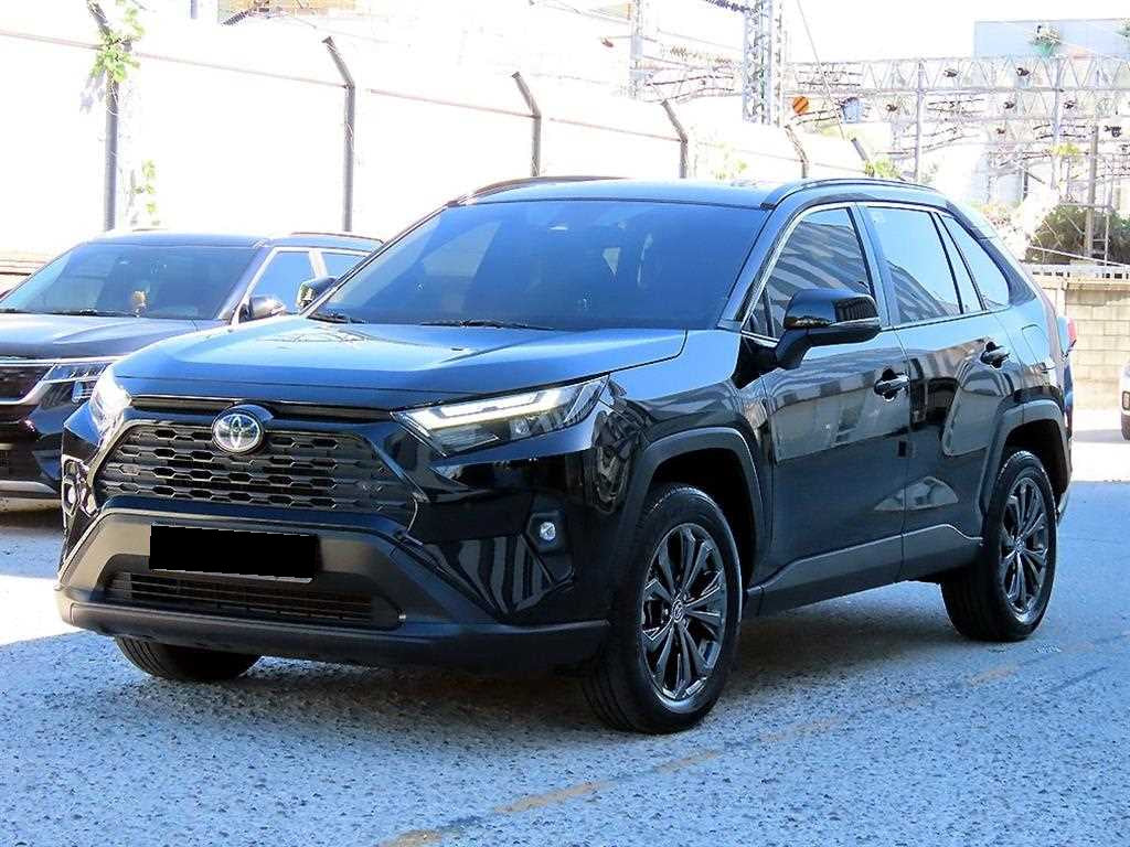 Toyota RAV4 — photo 02