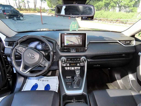 Toyota RAV4 — photo 07
