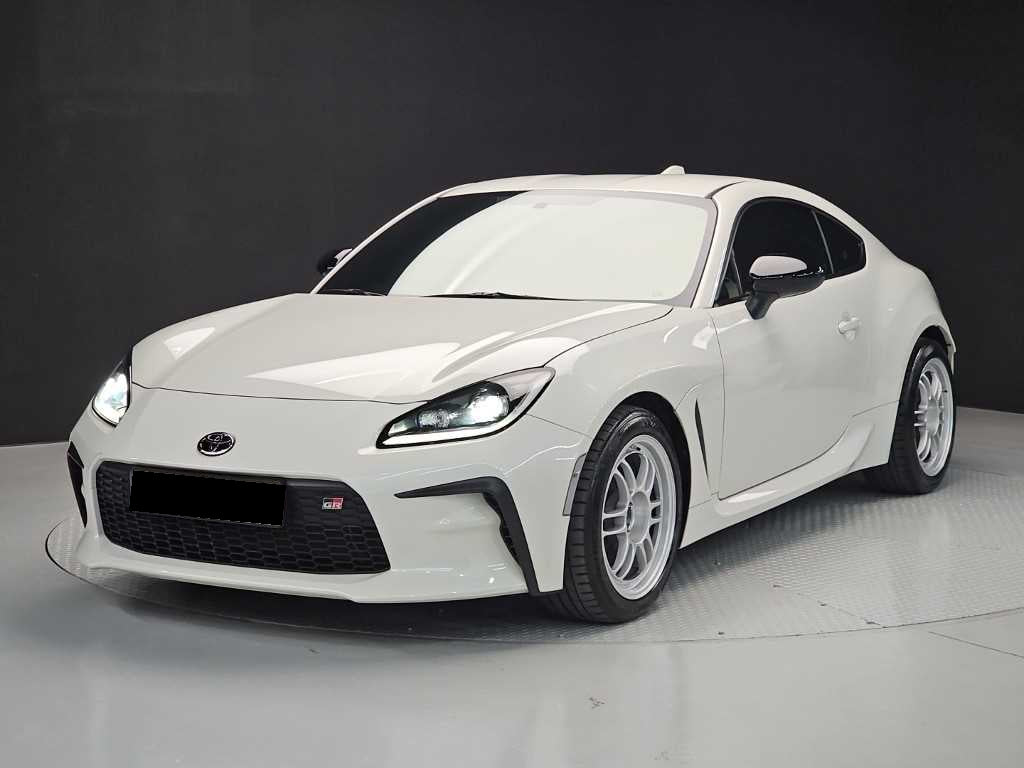 Toyota 86 — photo 01