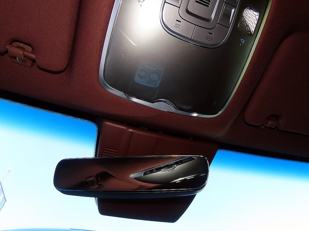 Genesis G90 — photo 15