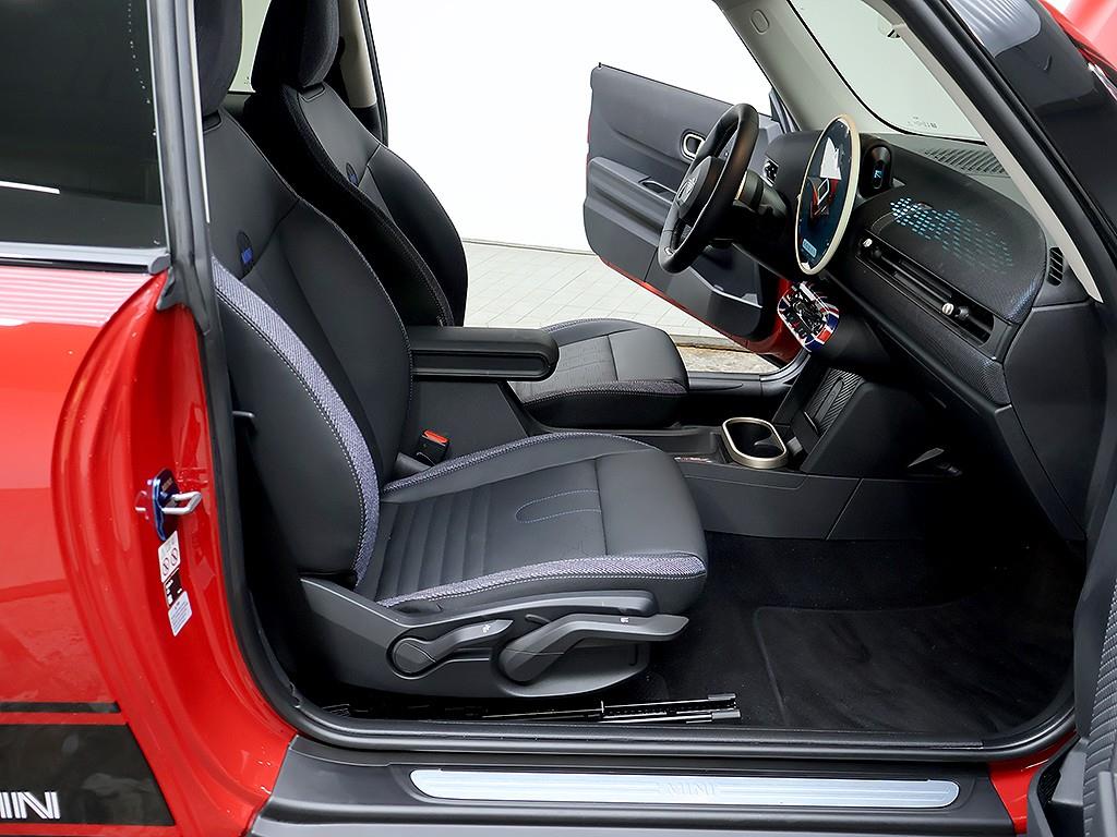 Mini Cooper — photo 11