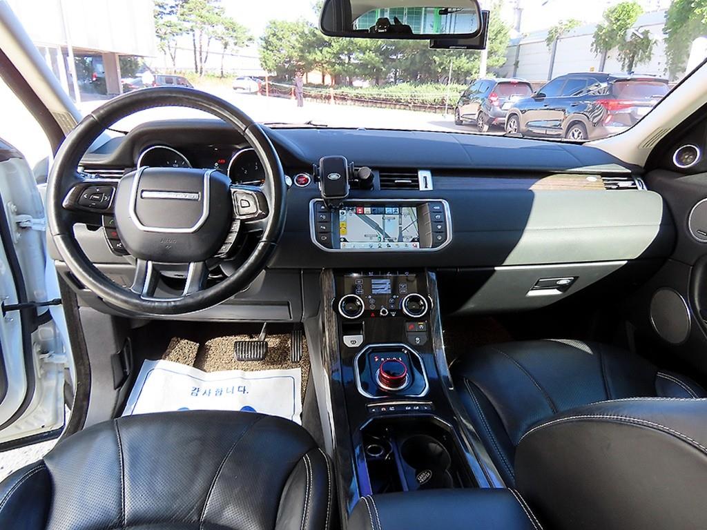 Land Rover Range Rover Evoque — photo 07