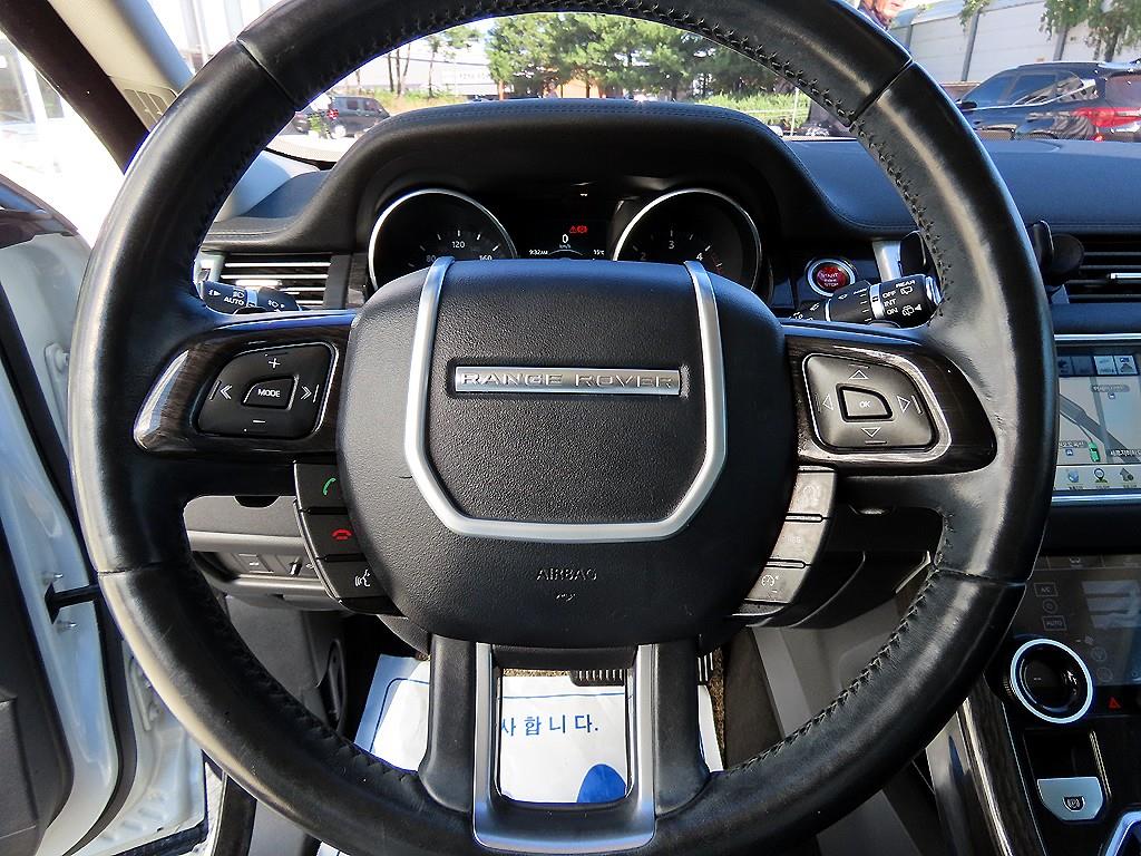 Land Rover Range Rover Evoque — photo 08