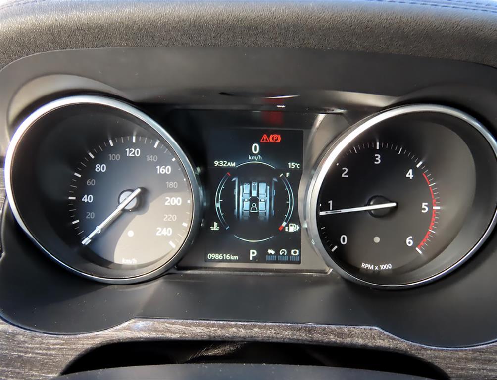 Land Rover Range Rover Evoque — photo 09