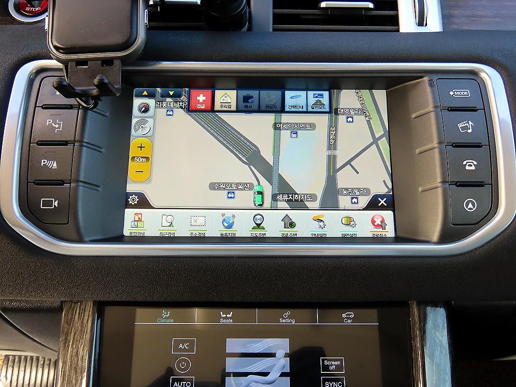 Land Rover Range Rover Evoque — photo 13