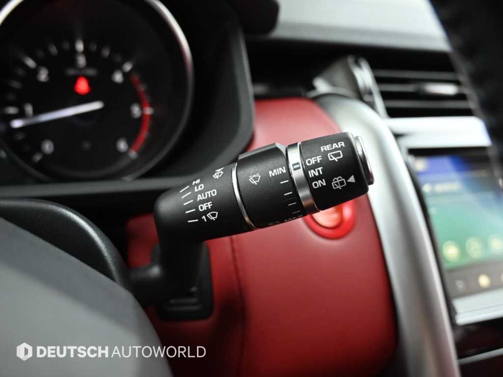 Land Rover Discovery — photo 17