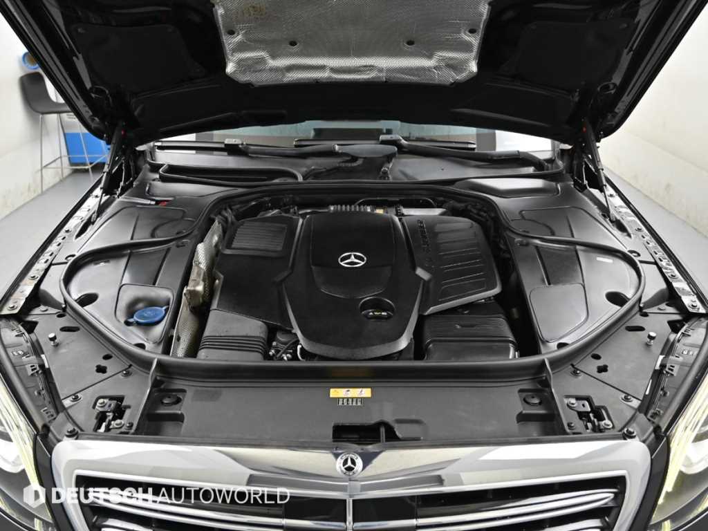 Mercedes-Benz S-Class — photo 06