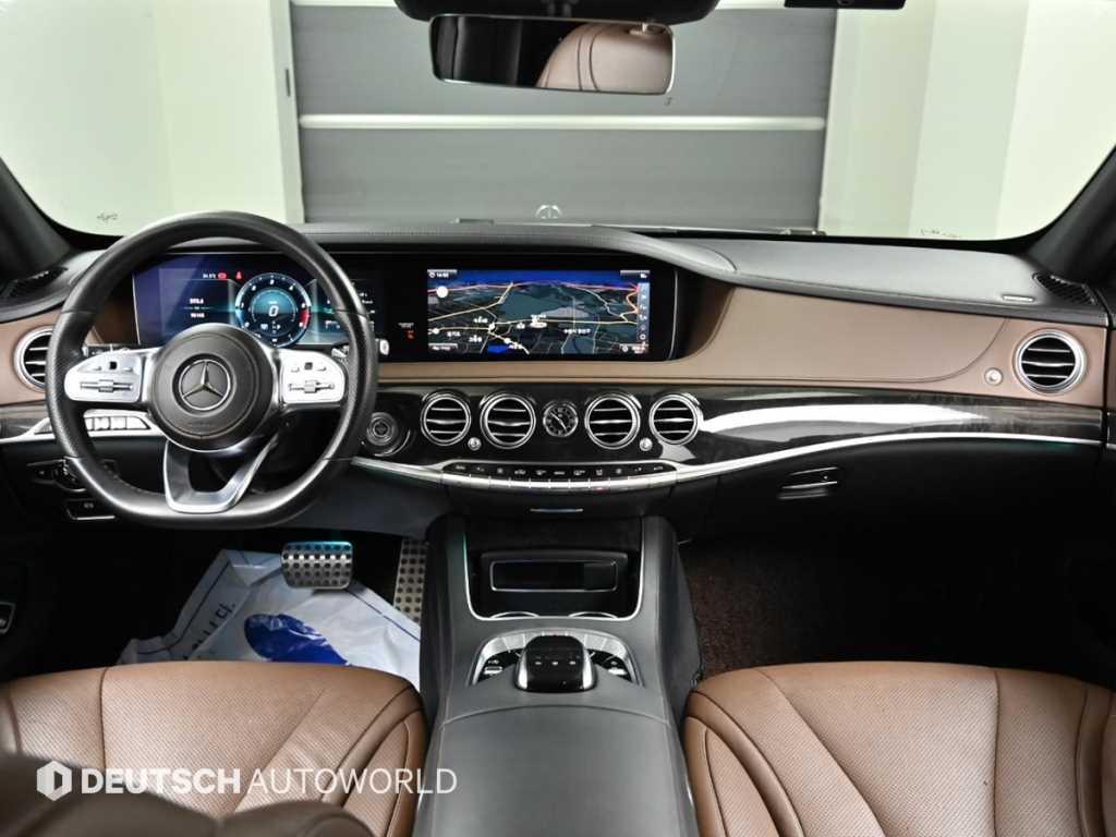 Mercedes-Benz S-Class — photo 07