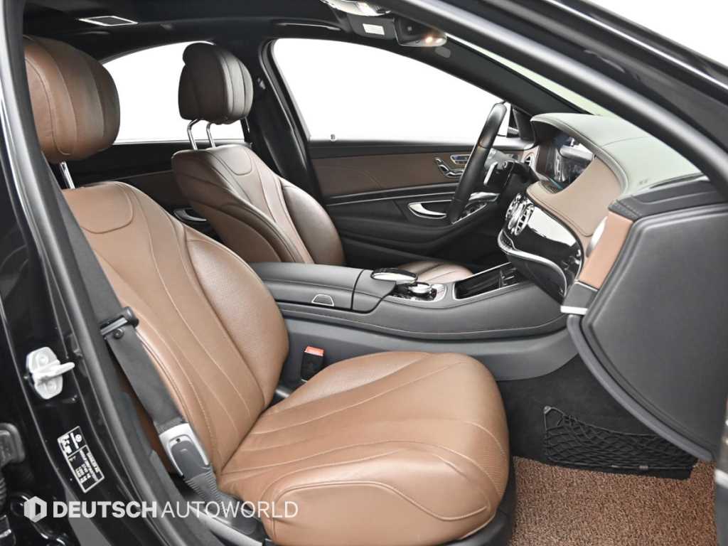 Mercedes-Benz S-Class — photo 10