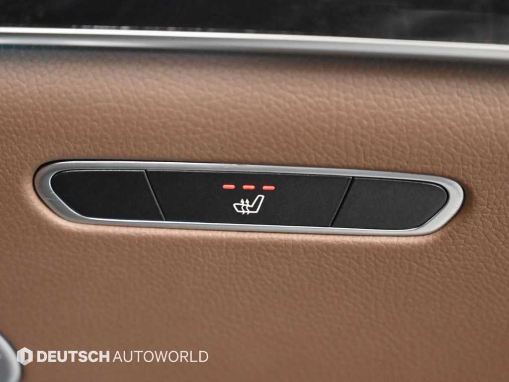 Mercedes-Benz S-Class — photo 16
