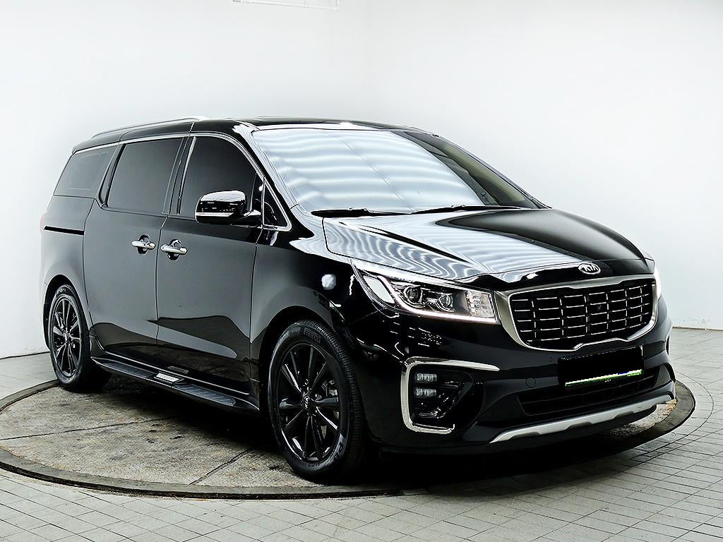 Kia Carnival — photo 02
