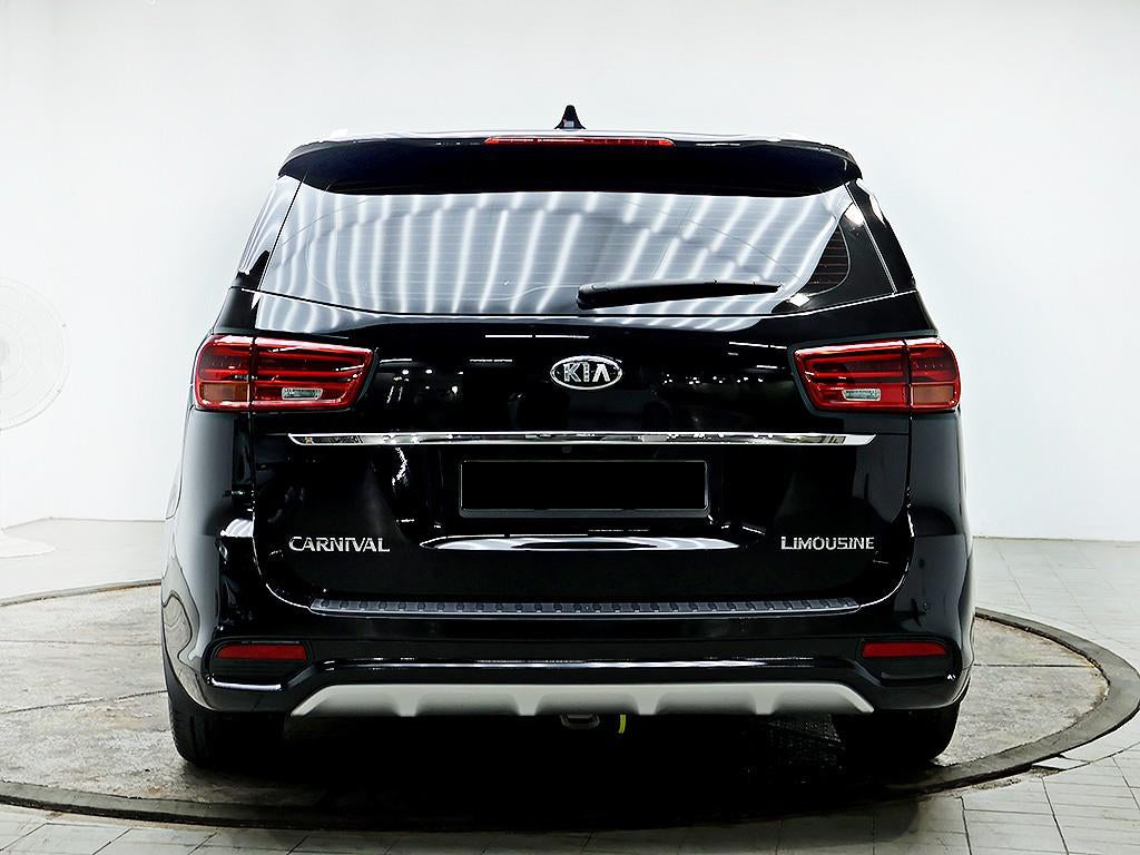Kia Carnival — photo 03