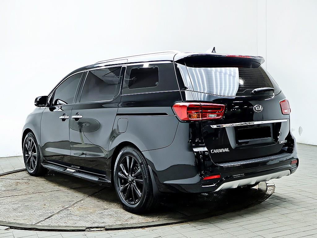 Kia Carnival — photo 04