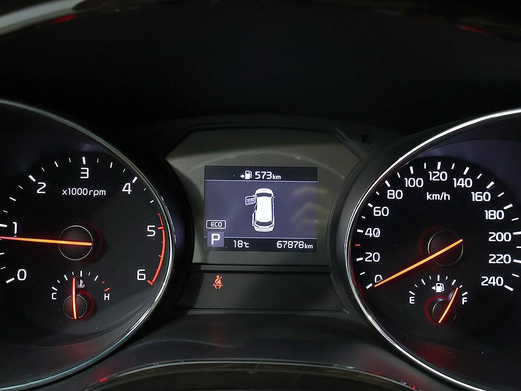 Kia Carnival — photo 06