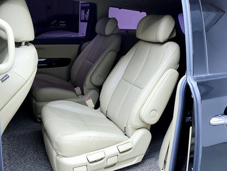Kia Carnival — photo 12