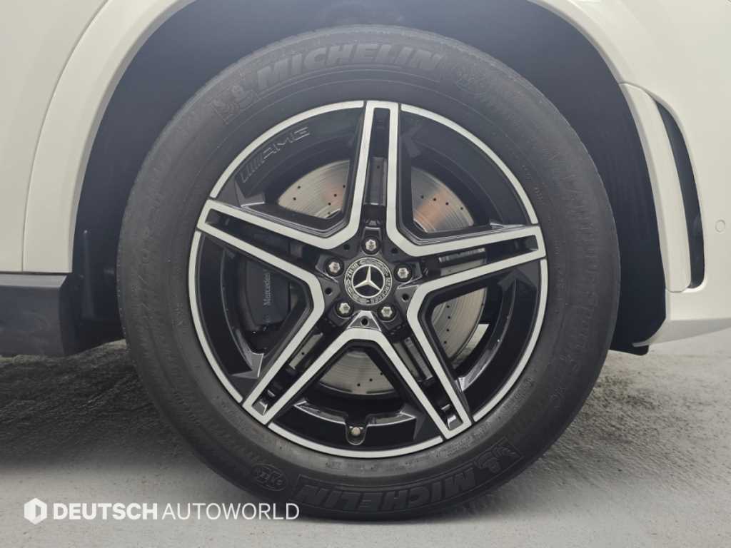 Mercedes-Benz GLE-Class — photo 05