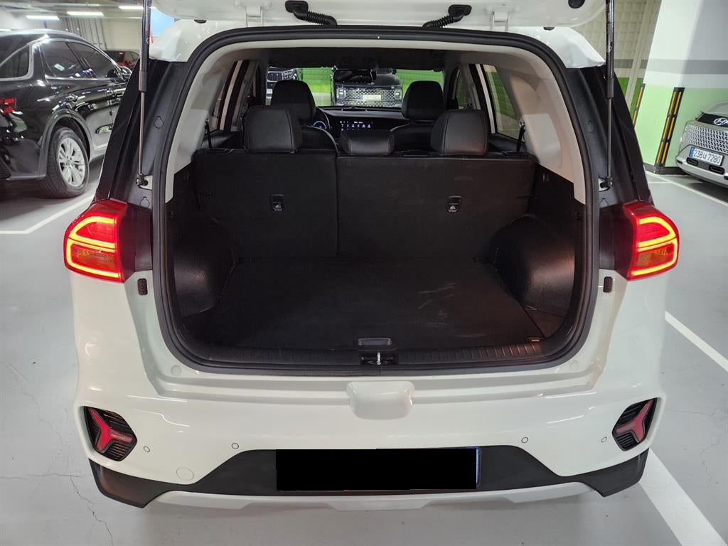 Kia Niro — photo 05