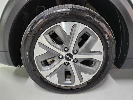 Kia Niro — photo 18