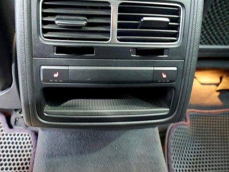 Volkswagen Touareg — photo 16
