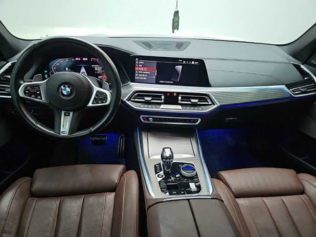 BMW X5 — photo 07