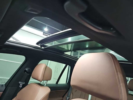BMW X5 — photo 14