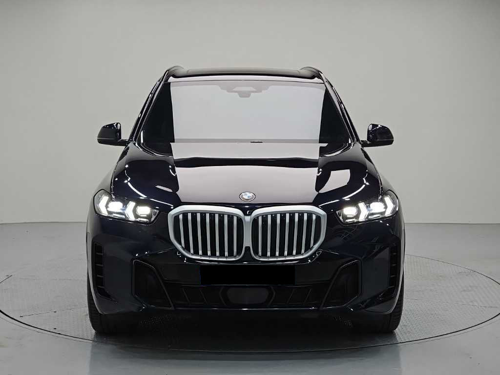 BMW X5 — photo 02