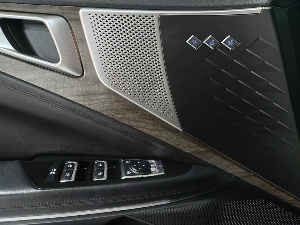 Kia K8 — photo 16