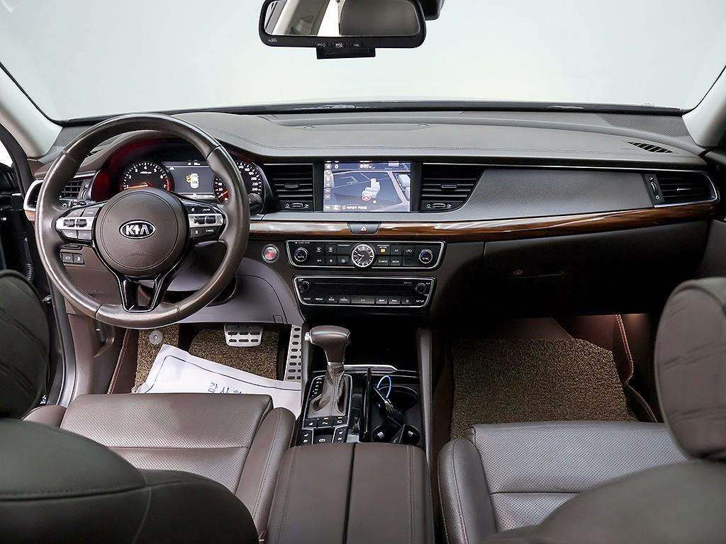 Kia K7 — photo 05