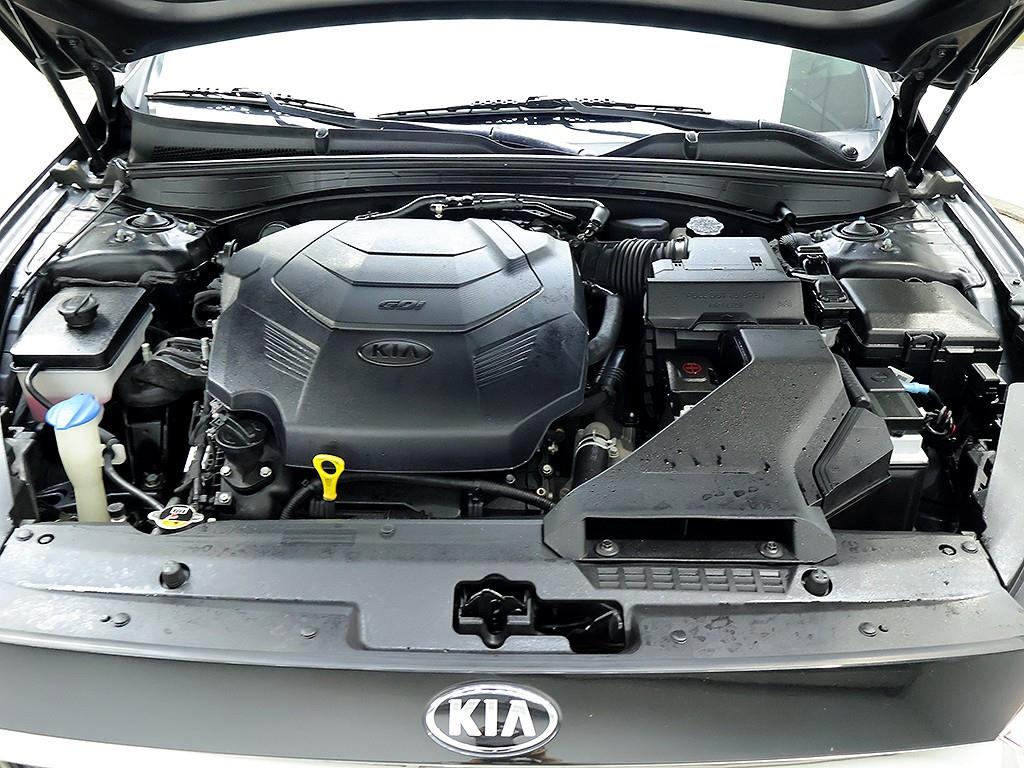 Kia K7 — photo 07