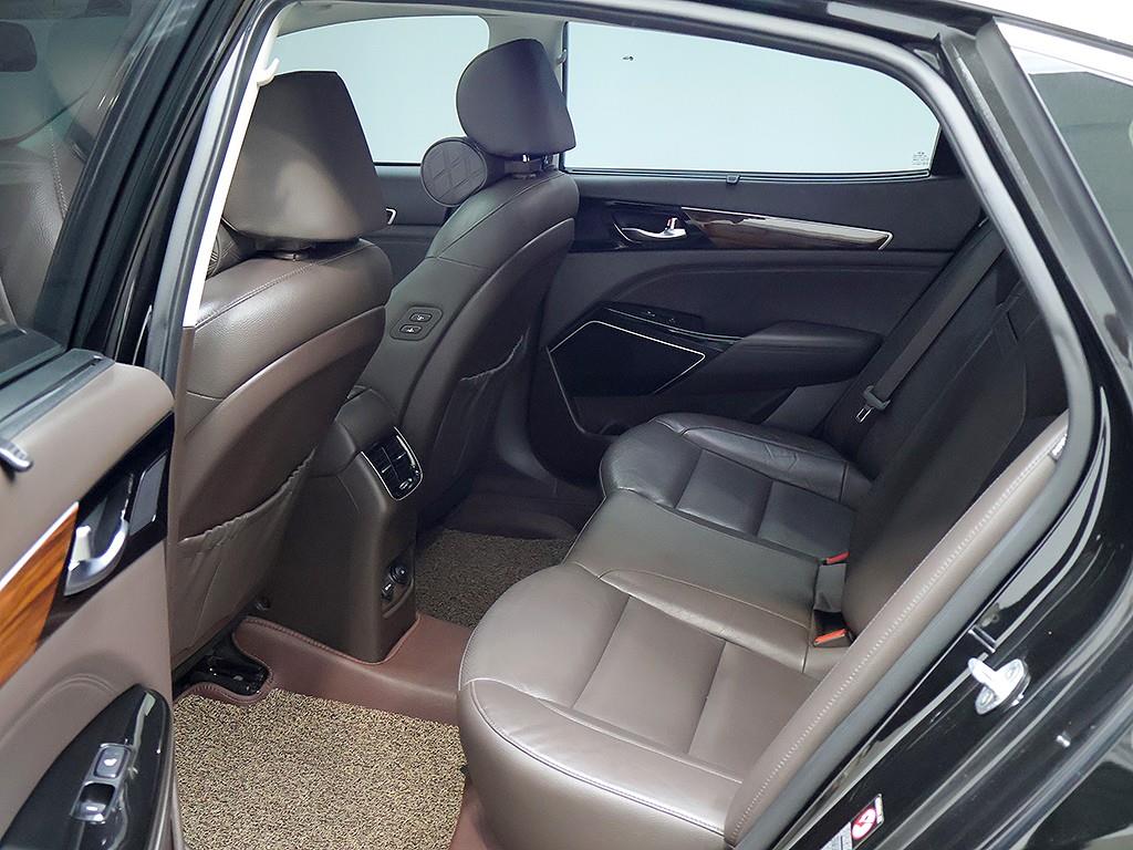 Kia K7 — photo 12