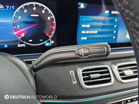 Mercedes-Benz GLE-Class — photo 09