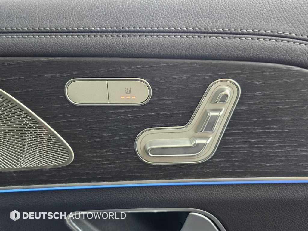 Mercedes-Benz GLE-Class — photo 16
