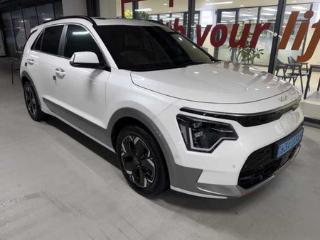 Kia Niro — photo 03