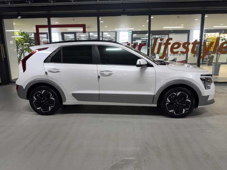 Kia Niro — photo 04