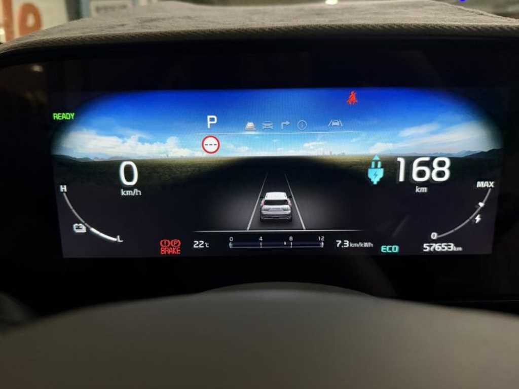 Kia Niro — photo 10