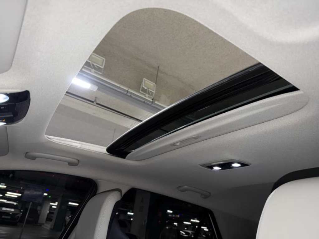 Kia Niro — photo 15