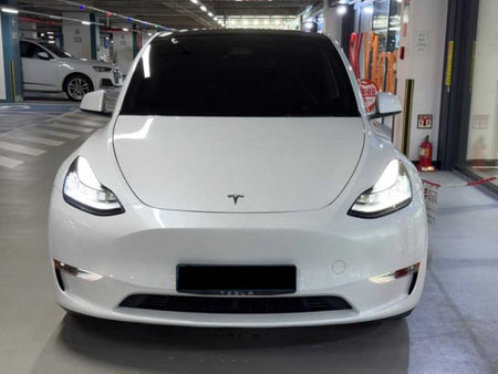 Tesla Model Y — photo 02