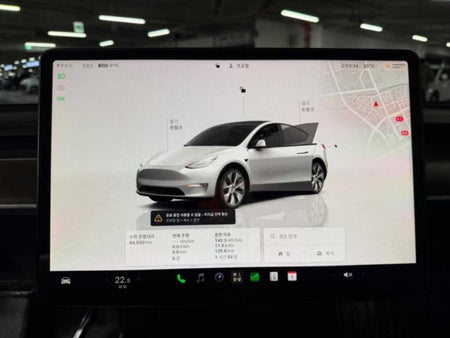 Tesla Model Y — photo 09