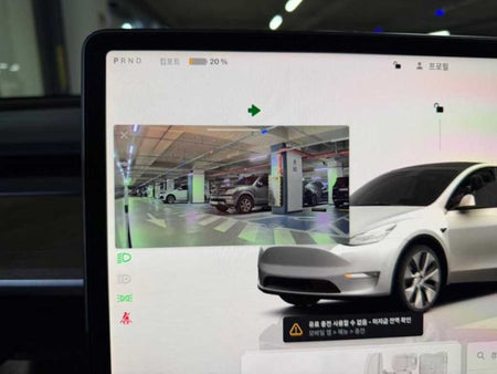 Tesla Model Y — photo 13