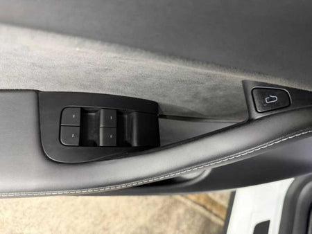 Tesla Model Y — photo 15