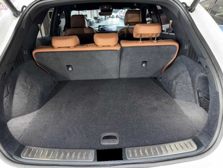 Genesis GV70 — photo 17