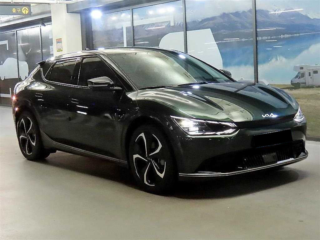 Kia EV6 — photo 01