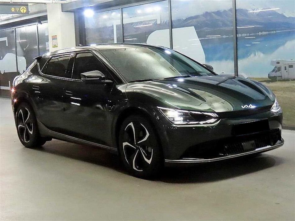 Kia EV6 — photo 01